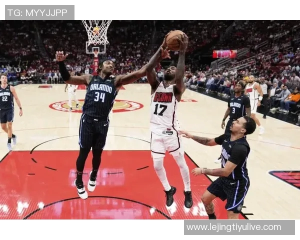 巴特勒表现抢眼18投7中斩获23分11篮板其中7个前场板助力球队胜利 巴特勒表现抢眼18投7中斩获23分11篮板其中7个前场板助力球队胜利