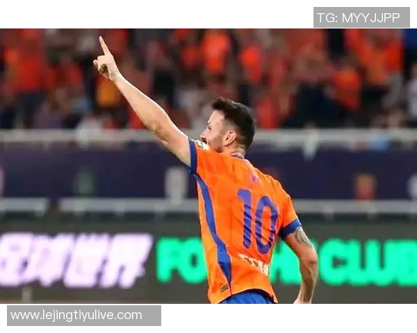 瓦科精彩破门被判越位球迷惋惜进球无效瞬间回顾 瓦科精彩破门被判越位球迷惋惜进球无效瞬间回顾