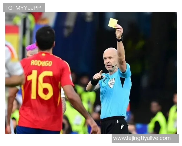 意大利裁判负责人坦言VAR多次失误强调裁判决策不可替代