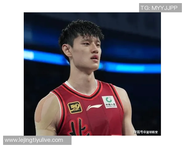 曾凡博引发球迷热潮高价票却让期待变失望的夜晚