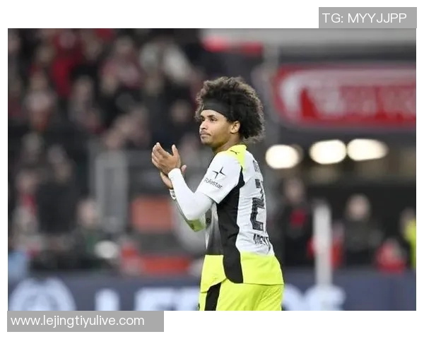 多特赢球后阿德耶米独自离开更衣室引发关注