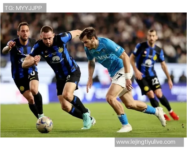 英媒报道曼城热刺等队关注维拉后卫孔萨国米那不勒斯也有意加盟